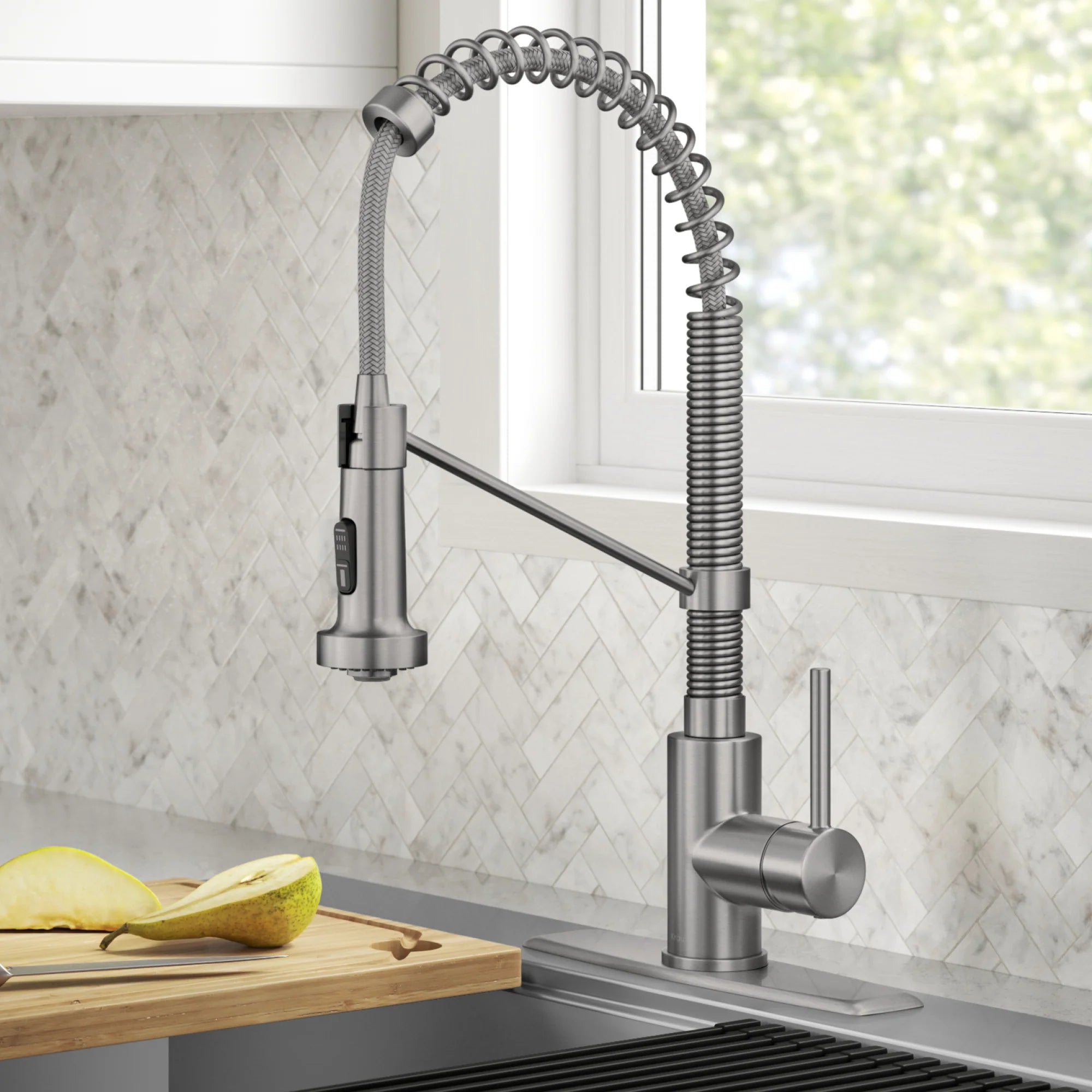 KRAUS Bolden Commercial Style Pull-Down Single Handle Kitchen Faucet with Deck Plate